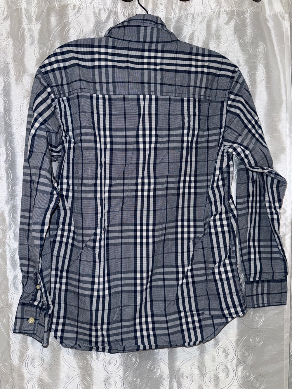 Nautica Gray and Navy Plaid Long-Sleeve Button-Down Shirt Women’s Size L 🔥 G11 - Picture 3 of 3